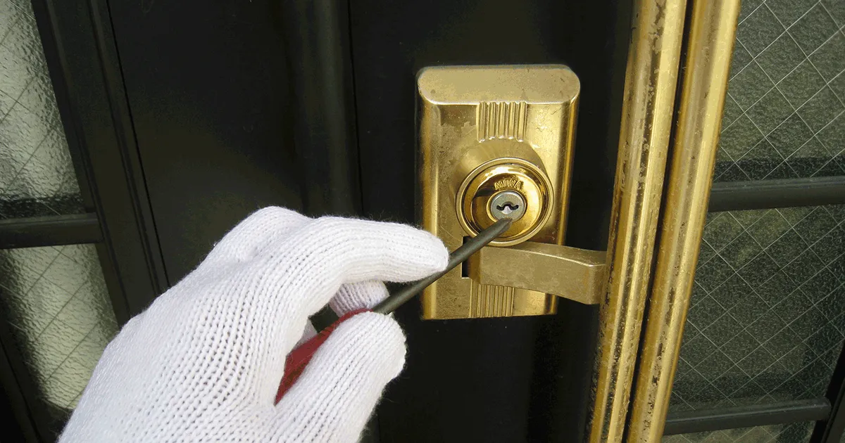 空き家はなぜ空き巣に狙われるのか？防犯対策と安全維持マニュアル